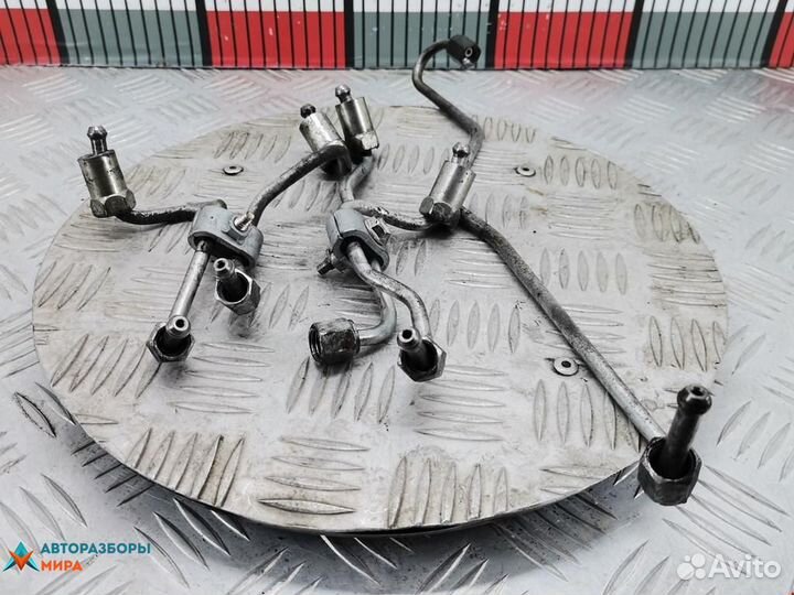 Трубка топливная Toyota RAV4 3 (XA30) 2007