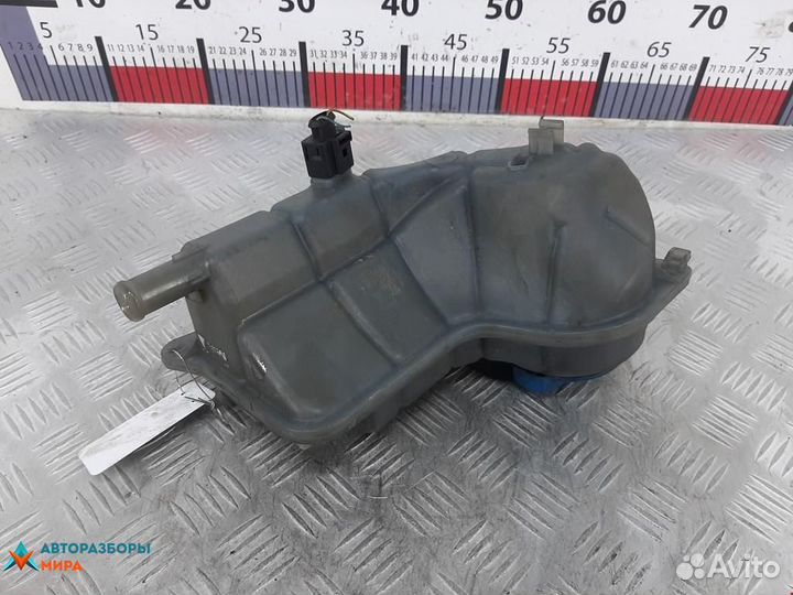 Бачок расширительный Audi A4 B6 2002 8E0121403
