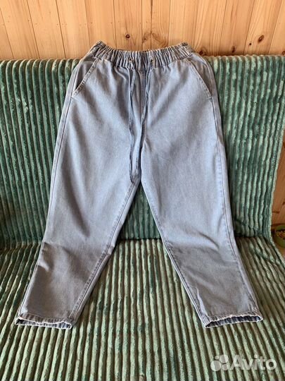 Джинсы широкие