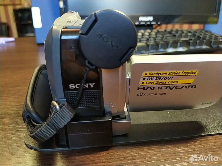 Видео камера Sony dcr-hc35