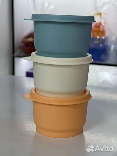 Закусочный стаканчик Tupperware