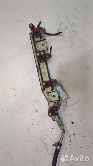 Форсунка топливная Nissan Almera Tino, 2003