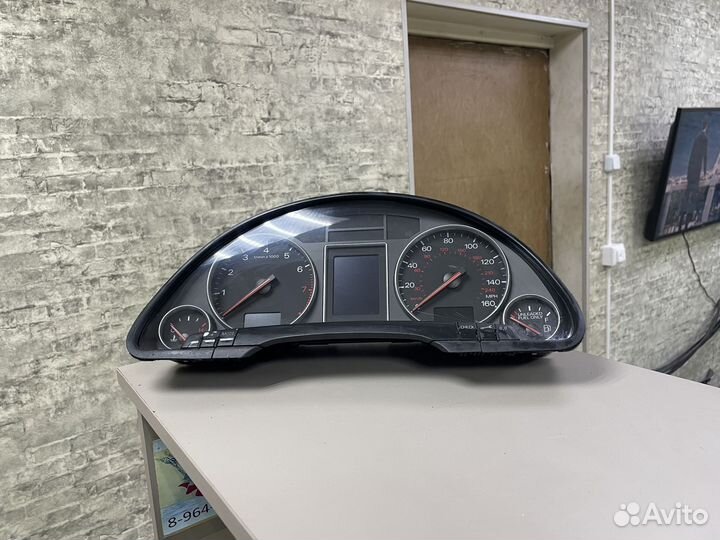 Щиток приборов 8E0920950L для ауди А4 8Е Б6