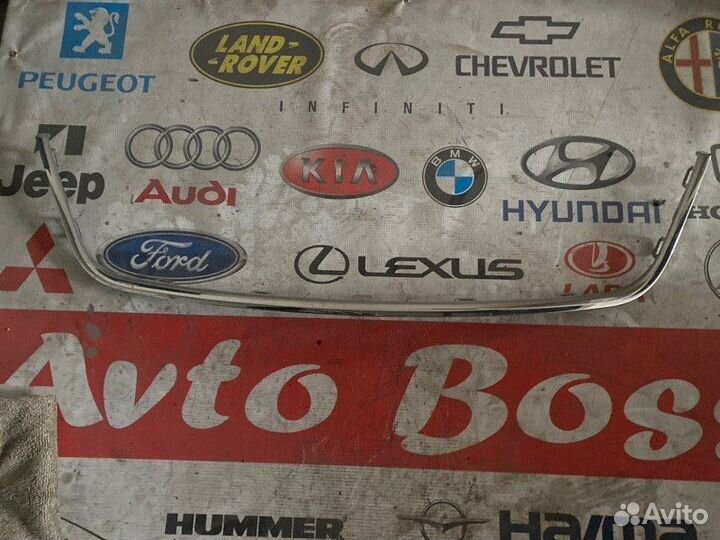 Решетка радиатора Skoda Fabia 2010