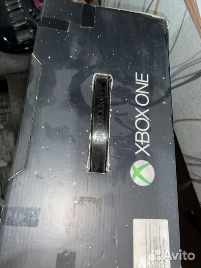 Xbox one limited edition halo 5