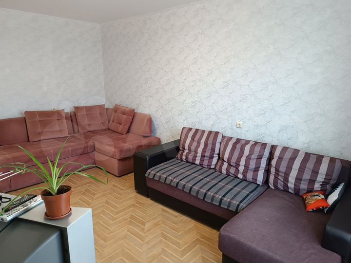 2-к. квартира, 54 м², 8/11 эт.
