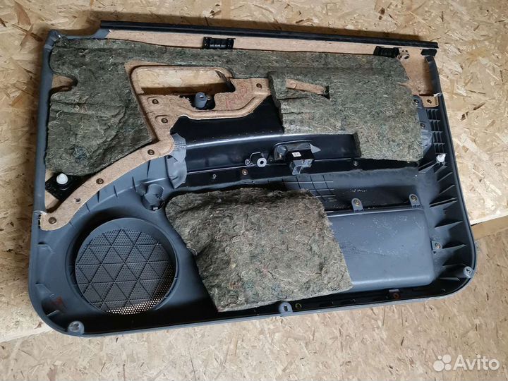 Обивка двери передняя левая Chevrolet Lacetti SW