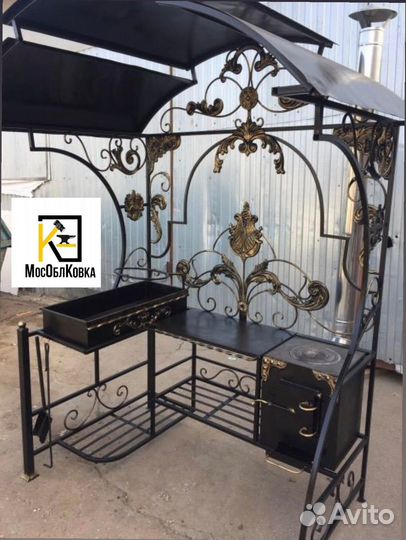 Мангал кованый с крышей
