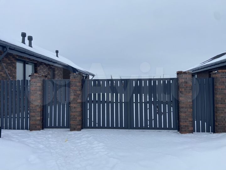 Коттедж 100 м² на участке 7,5 сот.