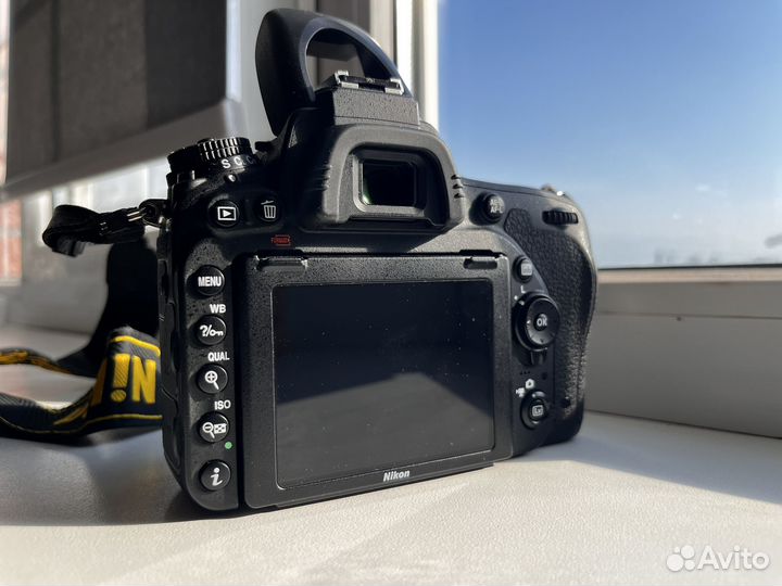 Зеркальный фотоаппарат nikon d750