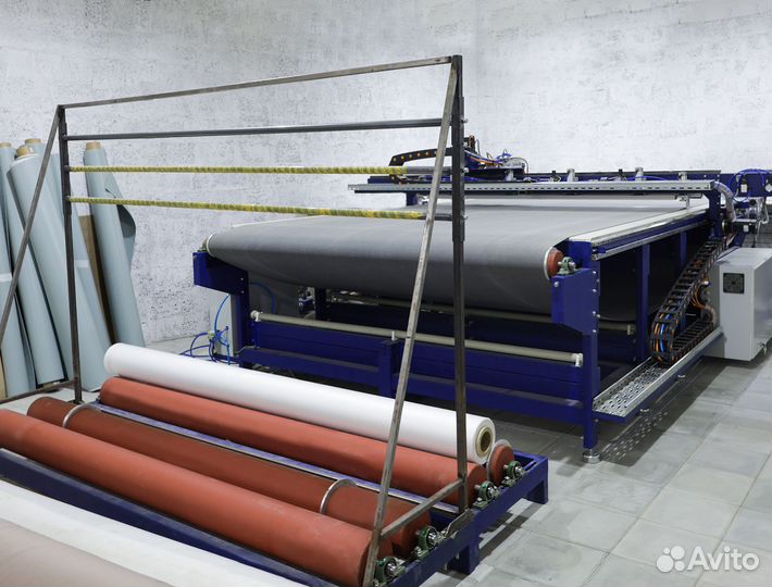 Плоттерная резка на планшетном режущем плоттере