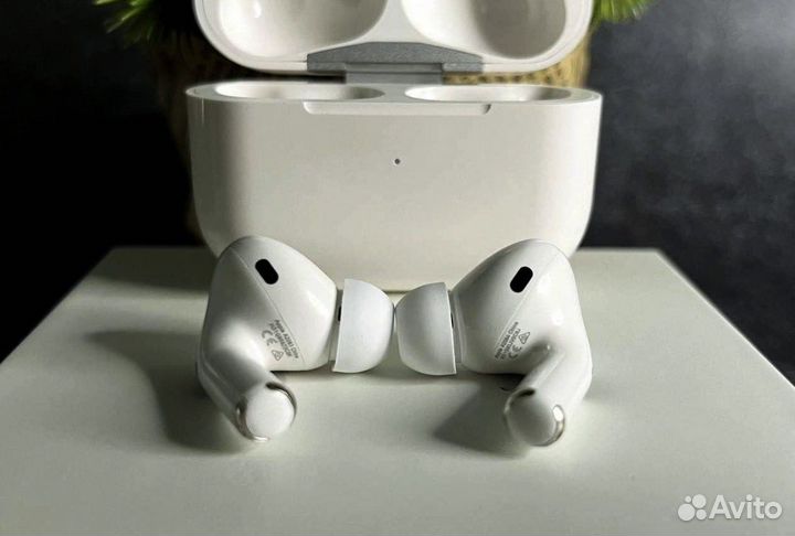 Наушники беспроводные Apple AirPods Pro 2 с шумкой