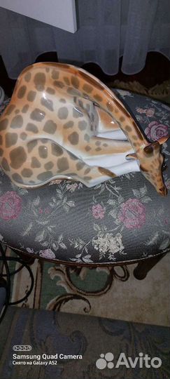 Статуэтка фарфор