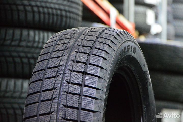 Westlake SW618 225/65 R17 102T