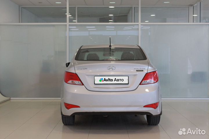 Hyundai Solaris 1.6 AT, 2015, 74 800 км