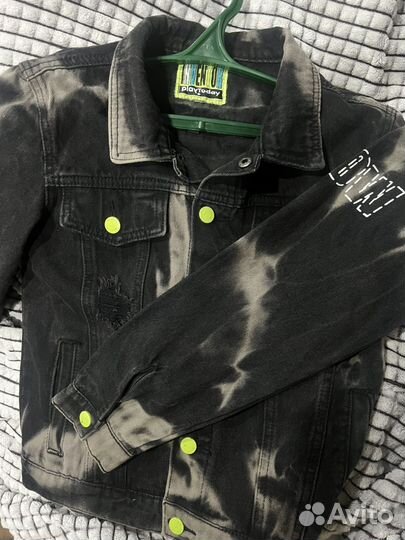 Джинсовая куртка на мальчика 152 размер