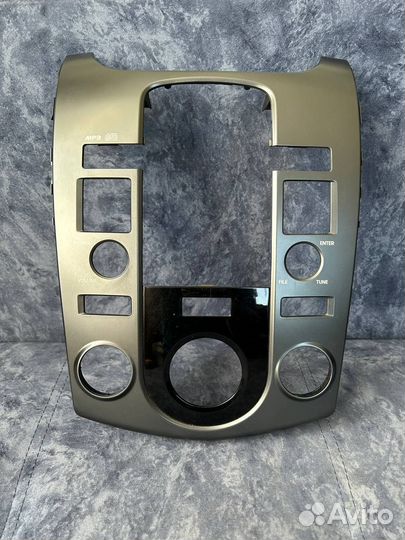 Магнитола с рамкой под кондиционер kia cerato 2