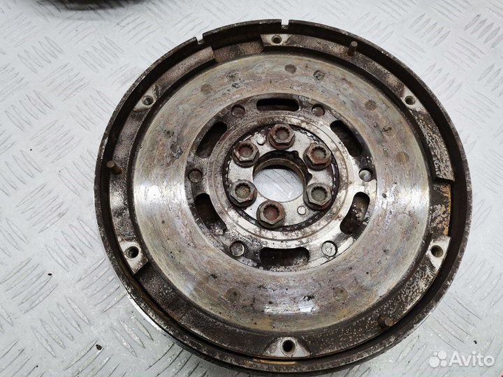 Маховик для Volkswagen Passat 5