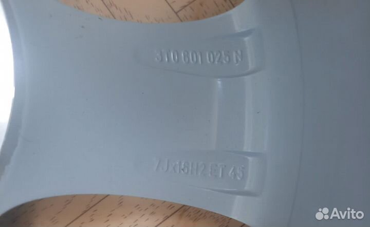 Литой диск r 16