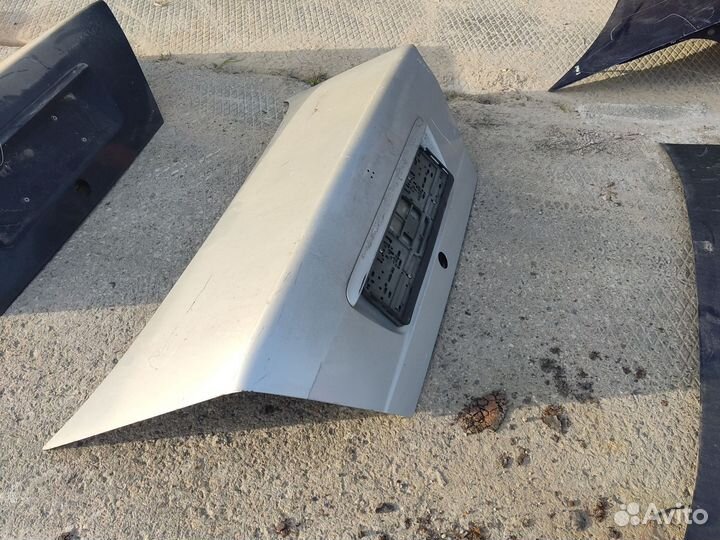 Задняя крышка багажника, мв-С