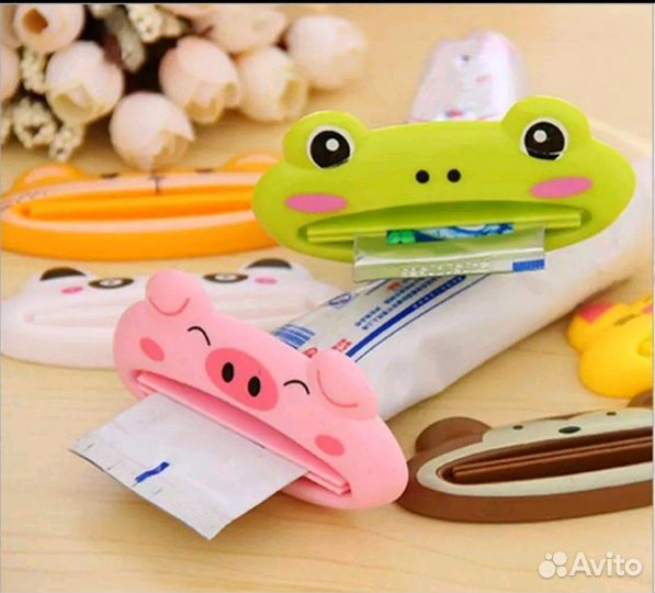 Выдавливатель-выжиматель зубной пасты и кремов