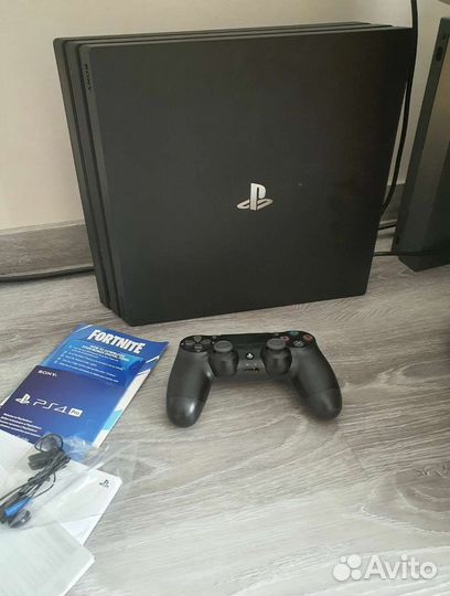 Sony PS4 pro 1tb