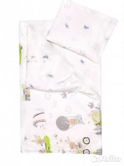 Детское одеяло и подушка в кроватку