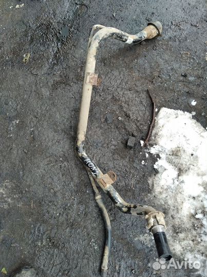 Заливная горловина Форд Мондео 2