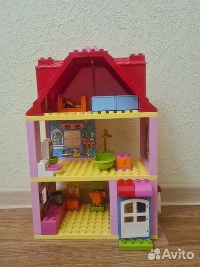 Lego дупло кукольный домик