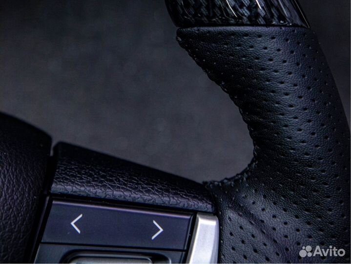 Руль для LC200 с 2008 по 21г. Карбон, Перфорация