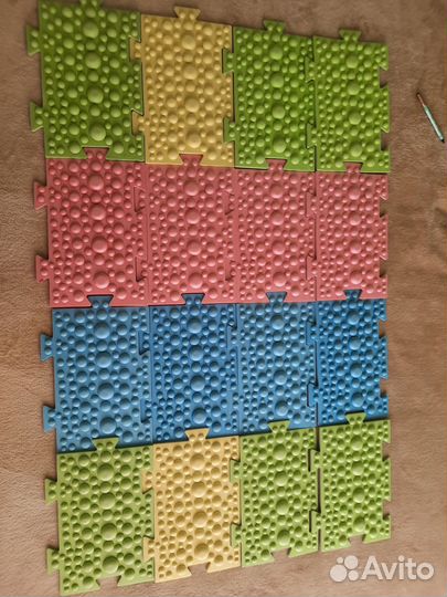 Ортопедический коврик-массажер