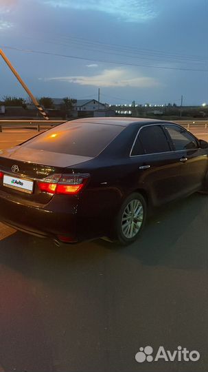 Toyota Camry 2.5 AT, 2015, 200 000 км