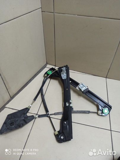 Стеклоподъемник передний правый Volkswagen Polo 5