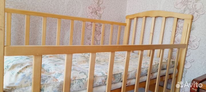 Детская кроватка деревянная до 3х лет