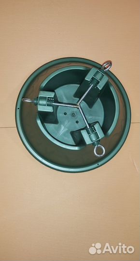 Подставка для живой елки с резервуаром