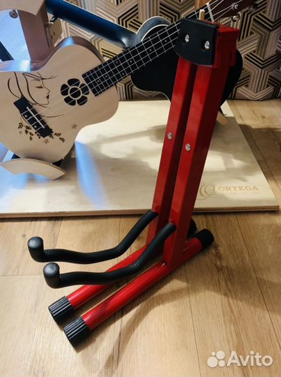 Стойка для Гитары (универсальная)