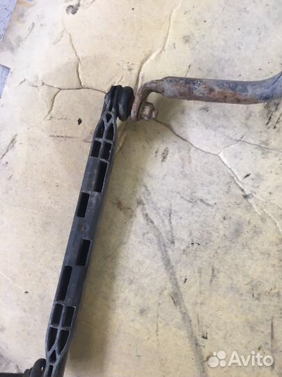 Передний стабилизатор Opel Zafira A (2153)