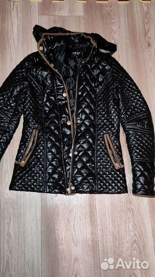 Куртка для девочки S