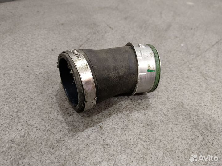 Патрубок интеркулера для 2.0 Volkswagen Passat CC