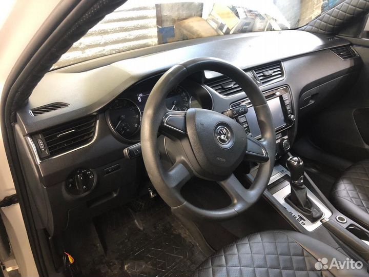 Подушка безопасности в руль Skoda Octavia