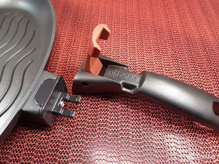 Сковорода-гриль для рыбы с антиприг.покрыт. Чехия