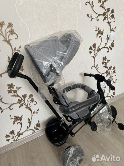 Детский трехколесный велосипед