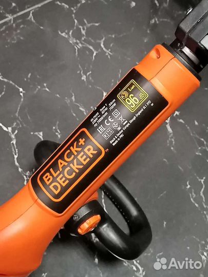 Электротриммер Black+Decker GL7033 700w