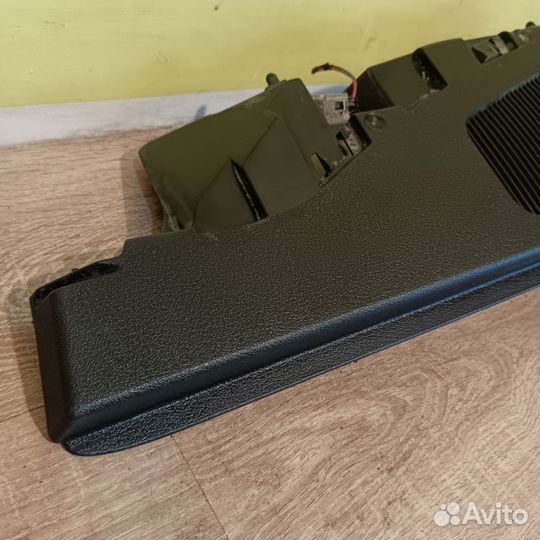 Обшивка багажника левая Skoda Octavia Tour