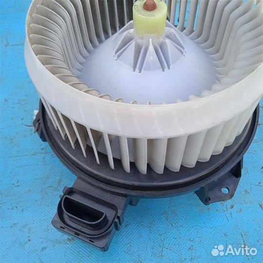 Моторчик отопителя (печки) Mazda CX-9 (2006-2012)