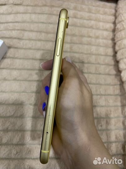 iPhone Xr, 64 ГБ