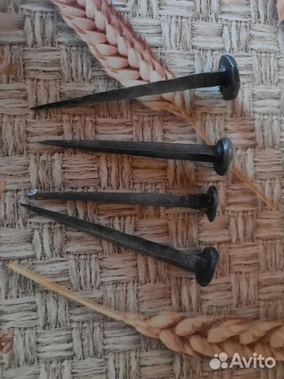 Принадлежности для освящения престола