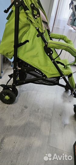 Продам прогулочную коляску б/у