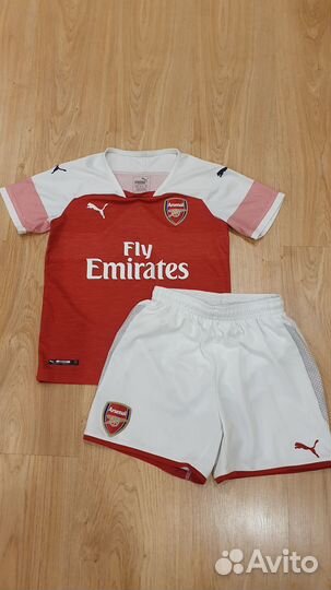 Спортивный костюм Puma. Рост 140 см