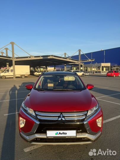 Mitsubishi Eclipse Cross 1.5 CVT, 2018, 60 000 км